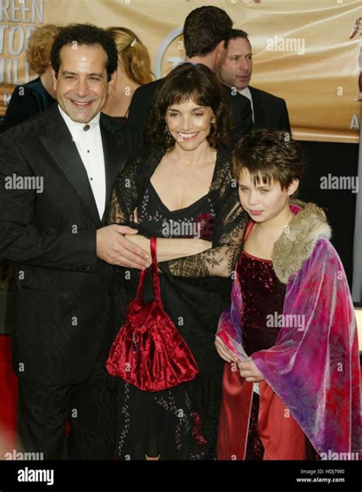 Are Nicole Shalhoub And Tony Shalhoub Kin?