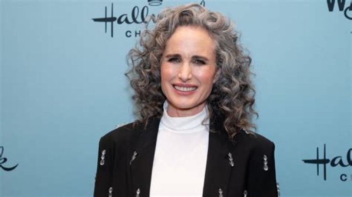 Cami Elliott: A Rising Star in the Entertainment Industry
