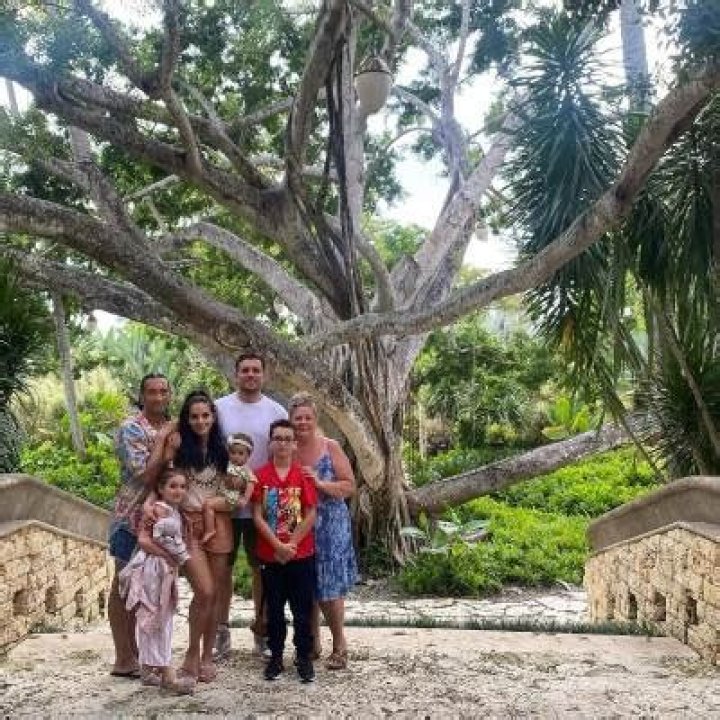 Chris Distefano And His Siblings Explored