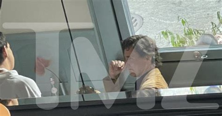 Discovering Justin Trudeau's Height In Feet: A Closer Look