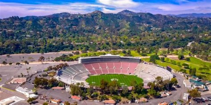 Discovering The Charm Of Rose Bowl California