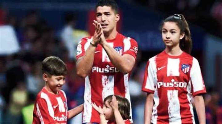 Discovering The Family Life Of Luis Suarez: How Many Kids Does He Have?