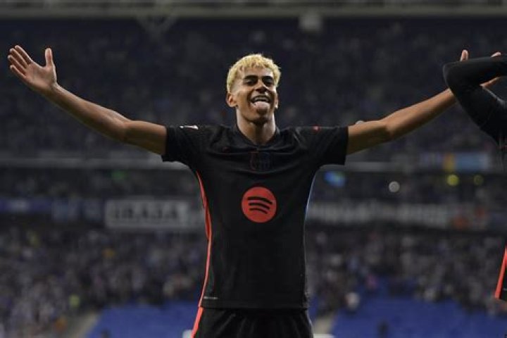 Distinctive History: Lamine Yamal Padre's Profound Influence