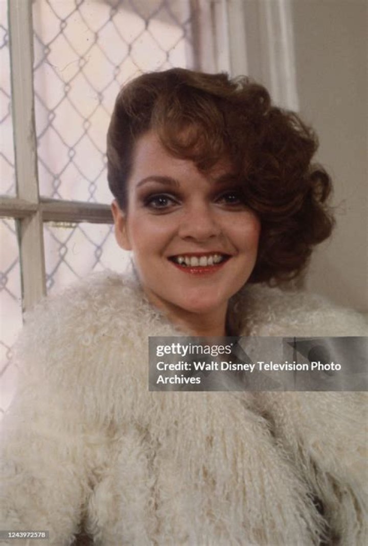 Dive Into The Enduring Love Story Of Pamela Reed: Uncover Her Marital Bliss