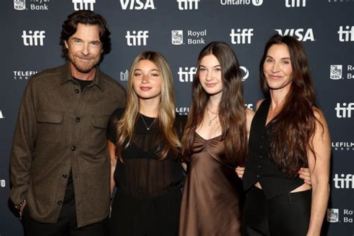 Does Justine Bateman Have Kids? Exploring Her Personal Life and Career