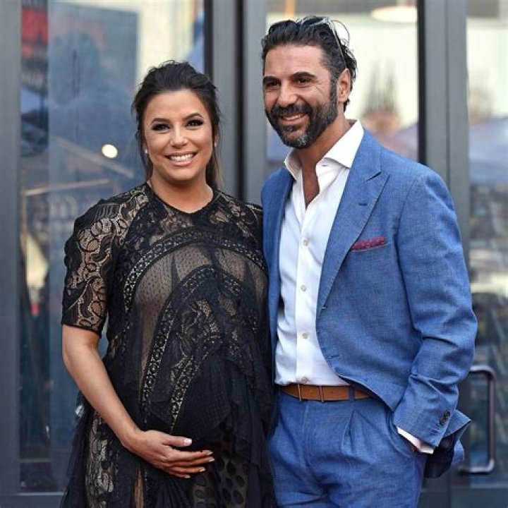 Eva Longoria's Husband's Height Unveiled
