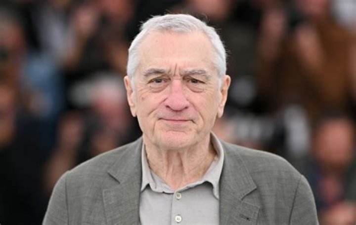 Exploring Robert De Niro's Ears: Unveiling the Actor's Unique Features and Their Impact on His Career