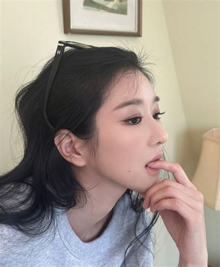 Exploring The Enigmatic World Of Seo Yea-Ji