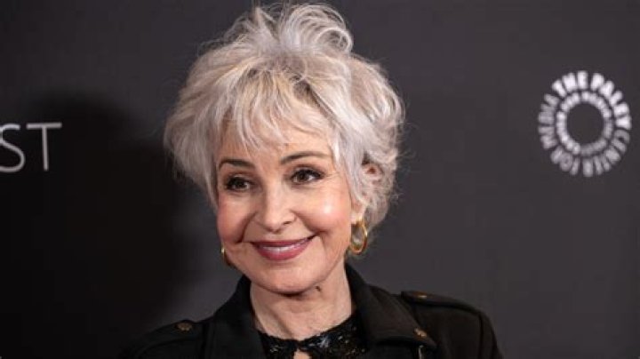 From Small Town To Stardom: Annie Potts Through The Years