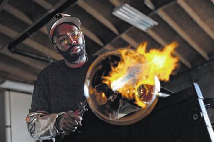 Georg Gauger: Renowned Glassblower And Artist