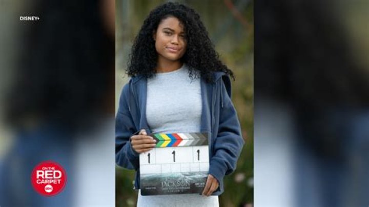 Hola Foro Thalia: Unveiling the Vibrant World of Thalia's Forum