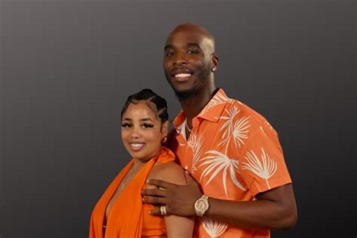 Inside The "Hitman Holla Girlfriend Cinnamon Shot Update"