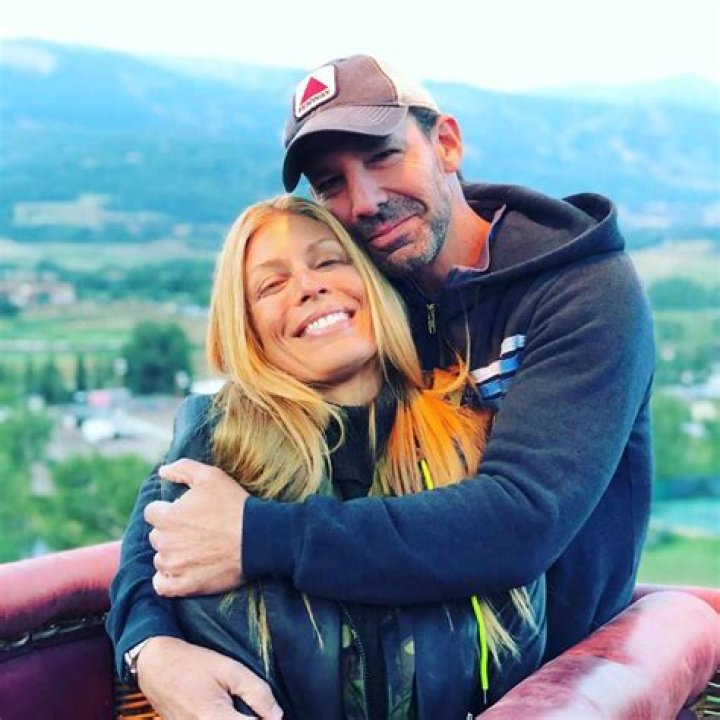 Is Jill Martin Still Married? Discoveries And Insights