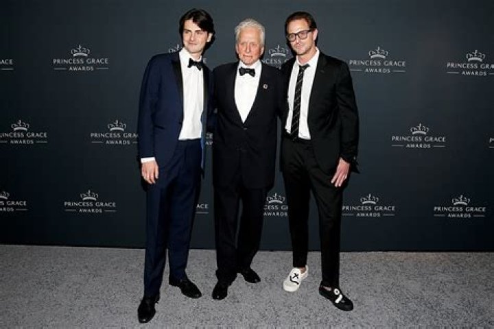 Jack Quaid's Enduring Bond With His Father Dennis Quaid