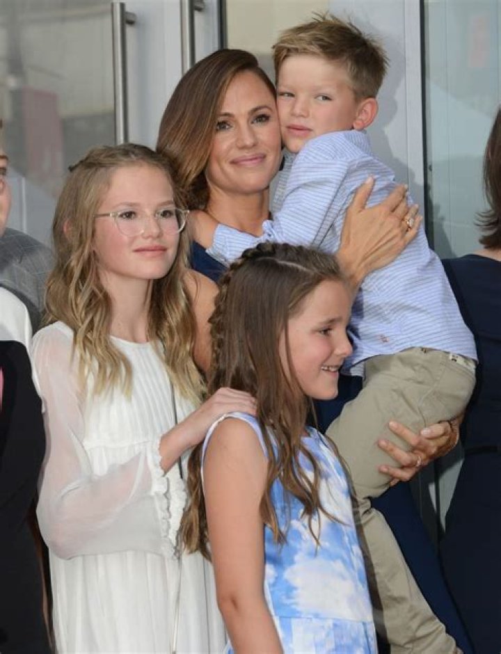 Jennifer Garner's Siblings: A Look At Her Family
