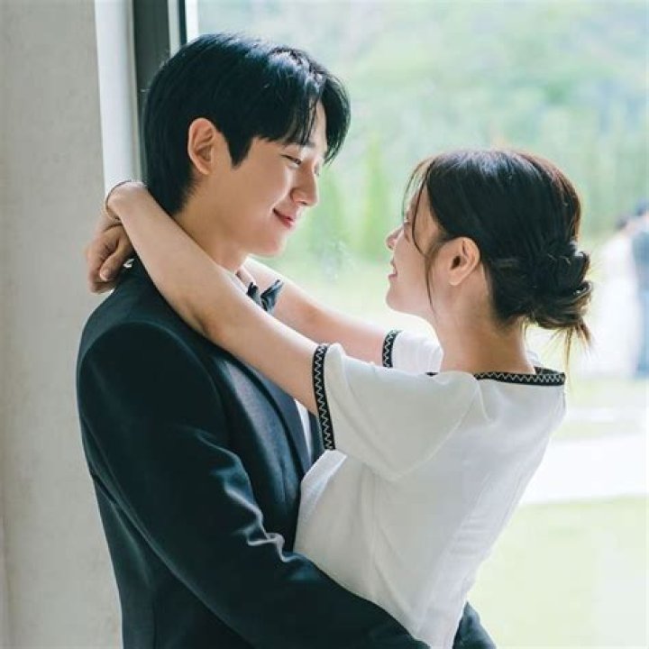 Jung So-Min Husband: A Comprehensive Look into the Life and Love of Actress Jung So-Min