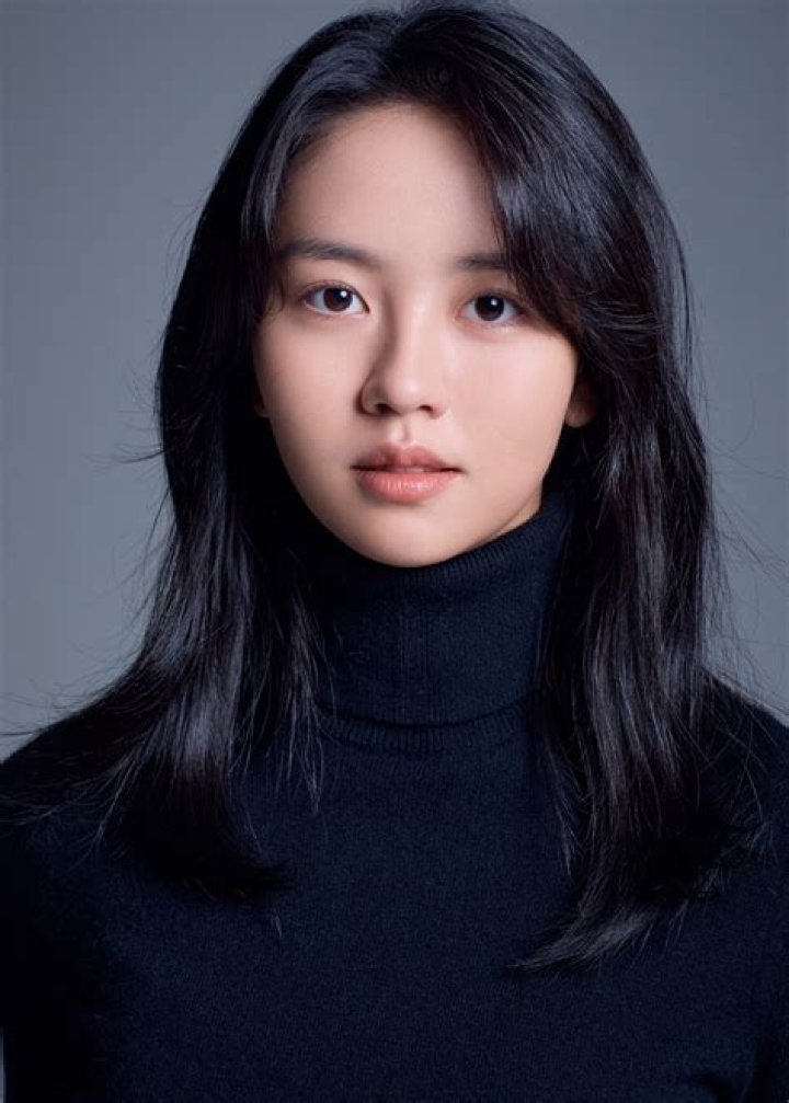 Korean Actress Kim So Hyun: A Rising Star In The Entertainment Industry