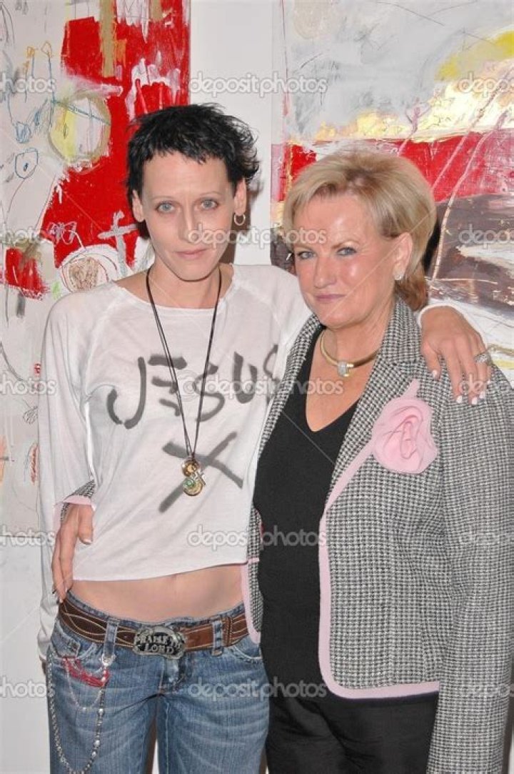 Lori Petty Married To: A Comprehensive Look at Her Personal Life and Career