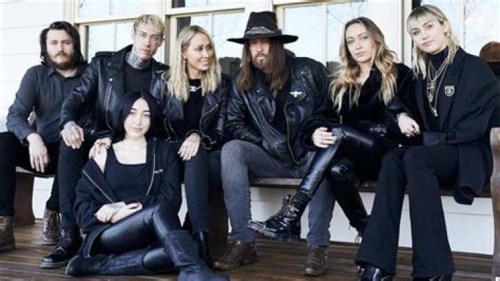 Maggie Rogers Dad: A Look Into The Life Of The Singer's Father