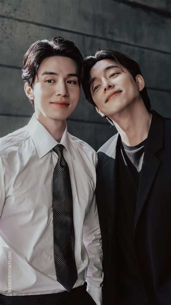 Meet The Family Of Talented Actor Lee Dong Wook