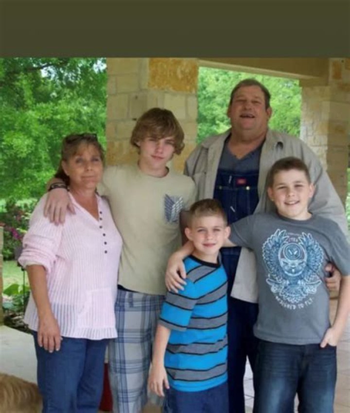 Meet The Parents Of Wyatt Lewis: A Journey Into His Family Roots