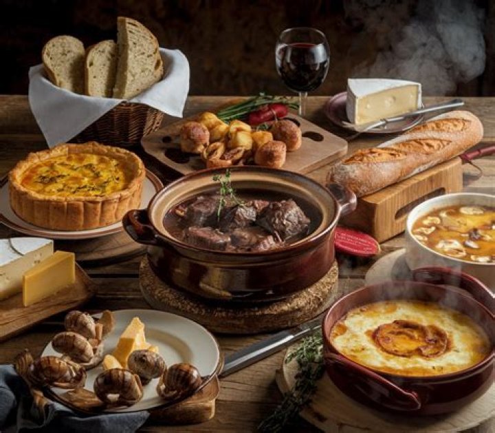 Renaes Cafe: A Haven of Culinary Delights and Warm Atmosphere