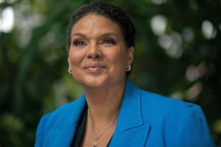 Sara Sidner Height: Discovering the Truth About the Renowned CNN Anchor