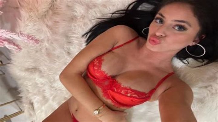 Sensational Leaks: Canilla Araujo Exposed!