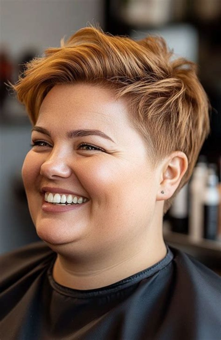 Short Haircuts For Fat Women