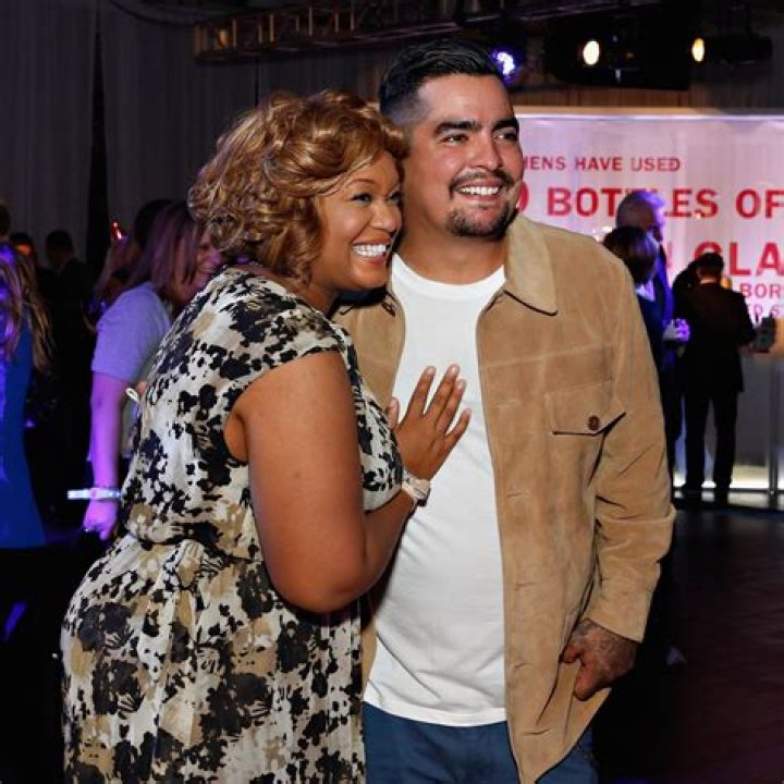 Sunny Anderson Boyfriend: A Comprehensive Look at Her Love Life and Personal Journey