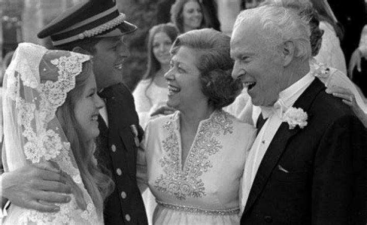 The Enduring Marriage Legacy Of Al And Tipper Gore