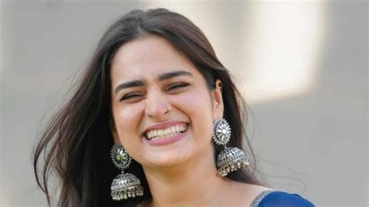 The Inspiring Journey Of Ayesha Khan: An Enduring Icon In Pakistani Cinema