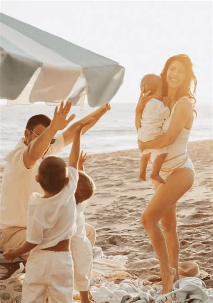 The Ultimate Guide To Jacqueline MacInnes Wood's Family