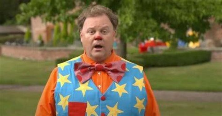 Tragic Loss: Beloved Mr. Tumble Actor Passes Away