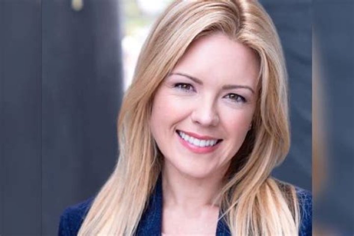 Uncover The Extraordinary World Of Isabeall Quella: A Literary Icon