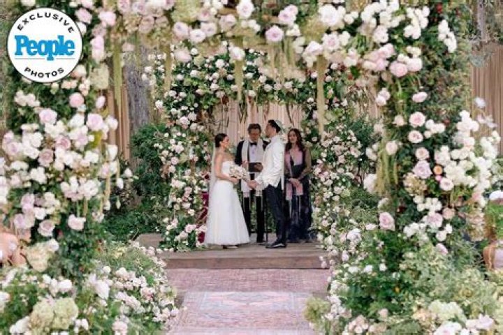 Uncover The Intriguing Details Behind Sophia Umanksy's Height