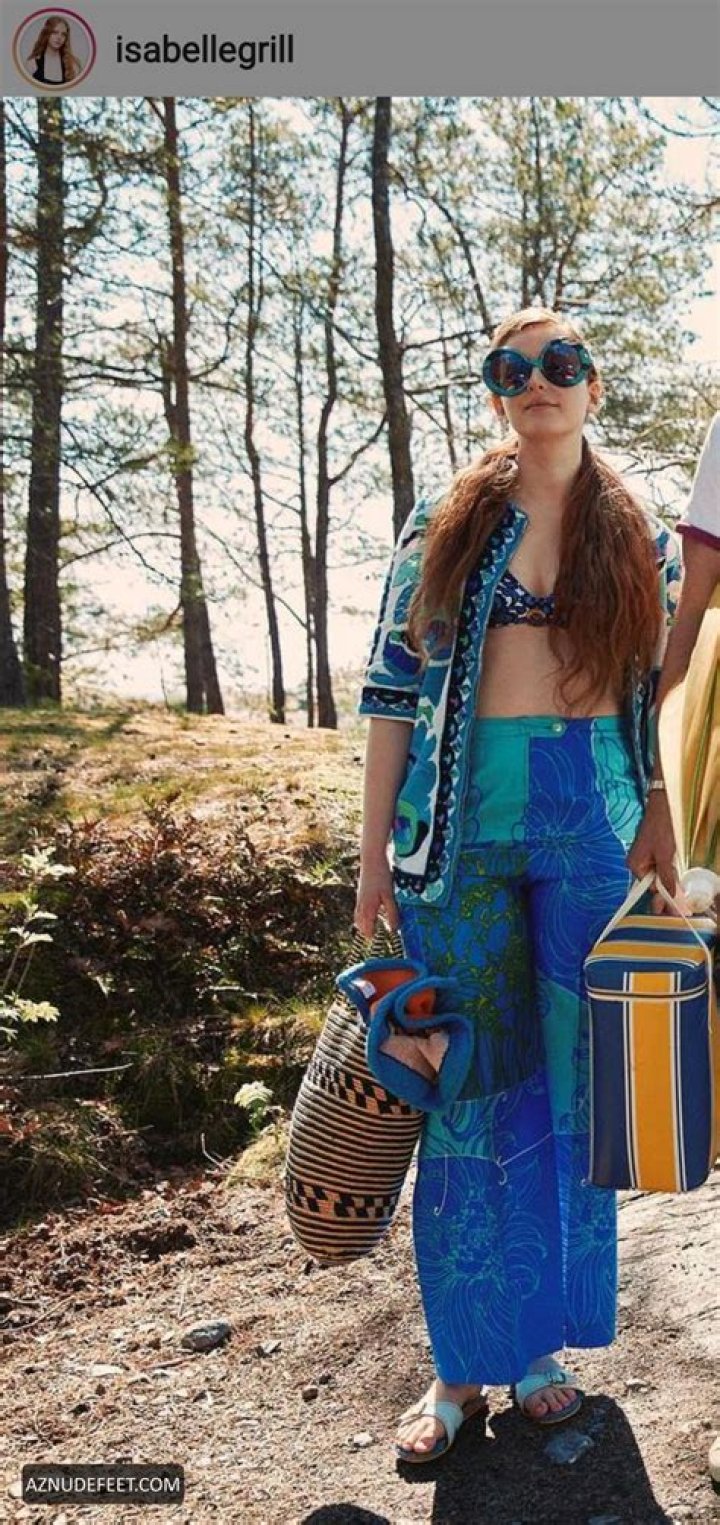 Uncover The Secrets: Isabelle Grill's Height Explored