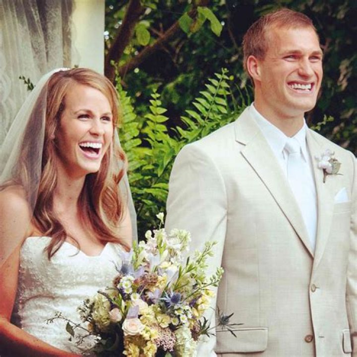 Uncover The Secrets: Kirk Cousins' Wife Revealed