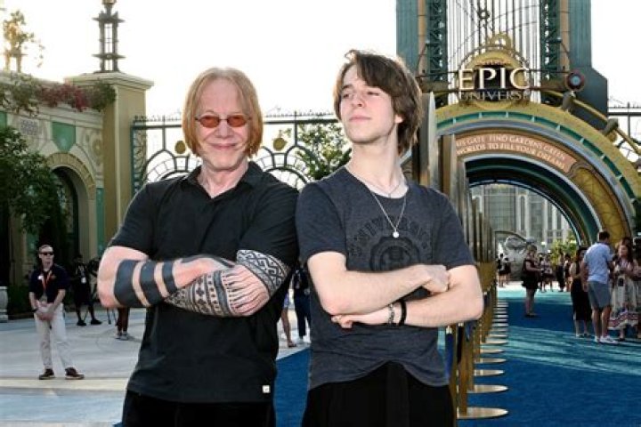 Uncover The Secrets Of Oliver Elfman's Musical Roots