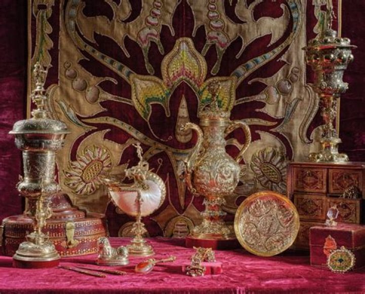 Uncover The Timeless Treasures And Modern Masterpieces Of Pockets Zaragoza