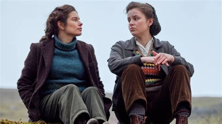 Uncover The Vibrant World Of Imogen Clawson: Discoveries And Insights