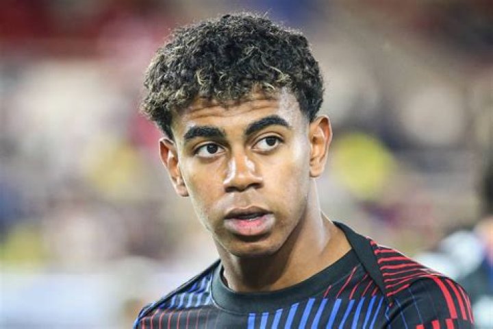 Uncover The Weekly Earnings Of Lamine Yamal: A Financial Deep Dive