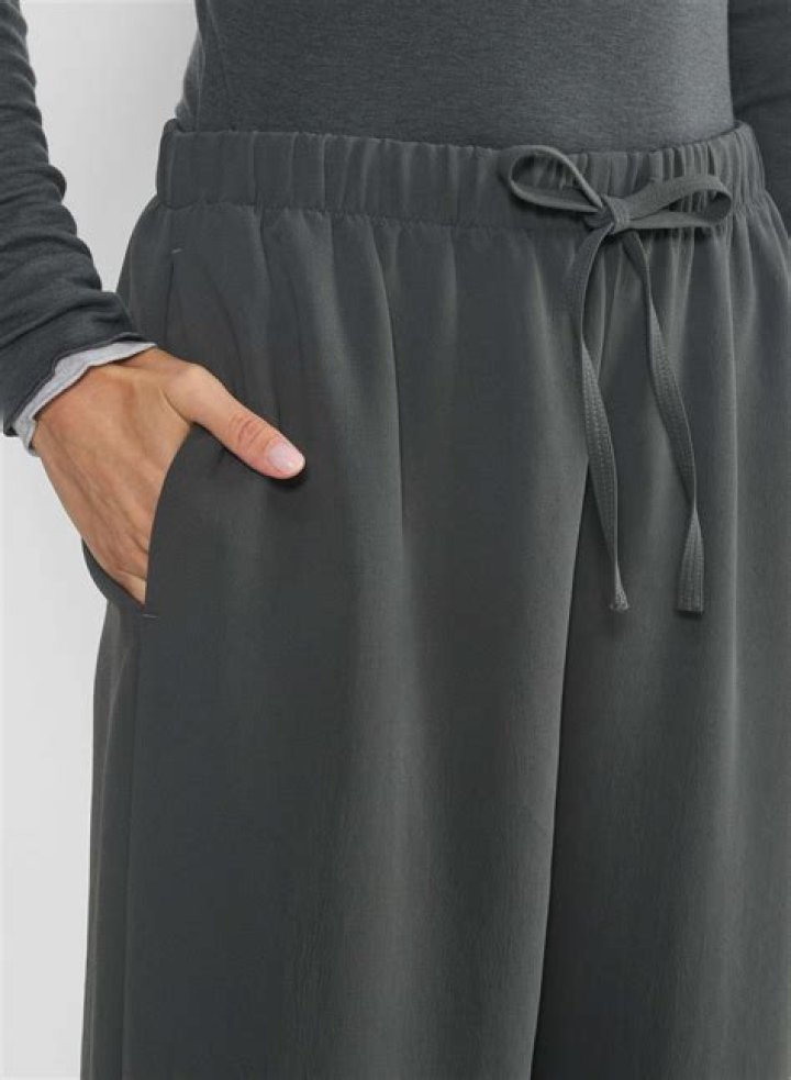 Uncover The World Of Aritzia Dupes: Affordable Style Without Compromise