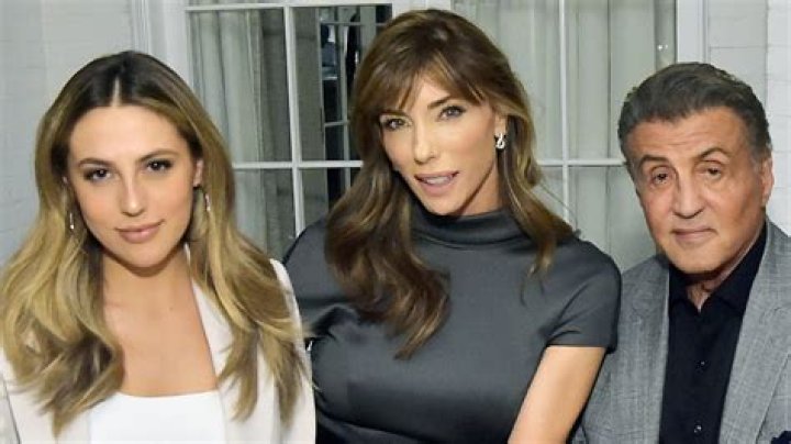 Unlock The Secrets Behind Ridley Scott's $400M Fortune