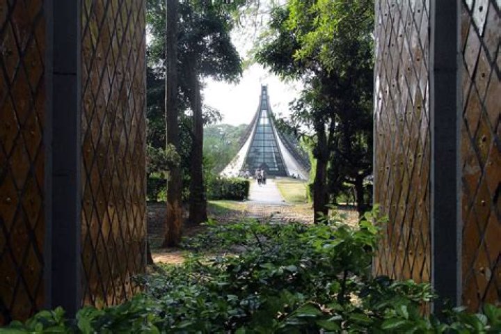 Unraveling The Secrets Of Swiatek Residence: An Architectural Gem