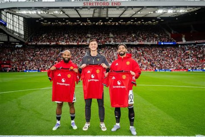 Unveiling Luke Bryan's Political Views: A Country Star's Stance