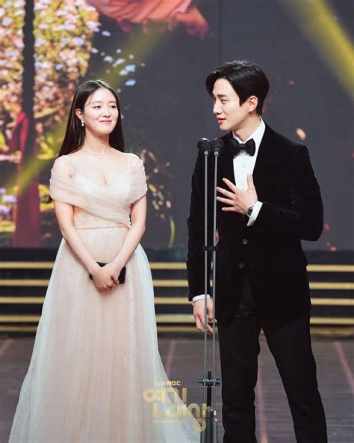 Unveiling Myung Joo Im: A Rising Star in the Entertainment Industry