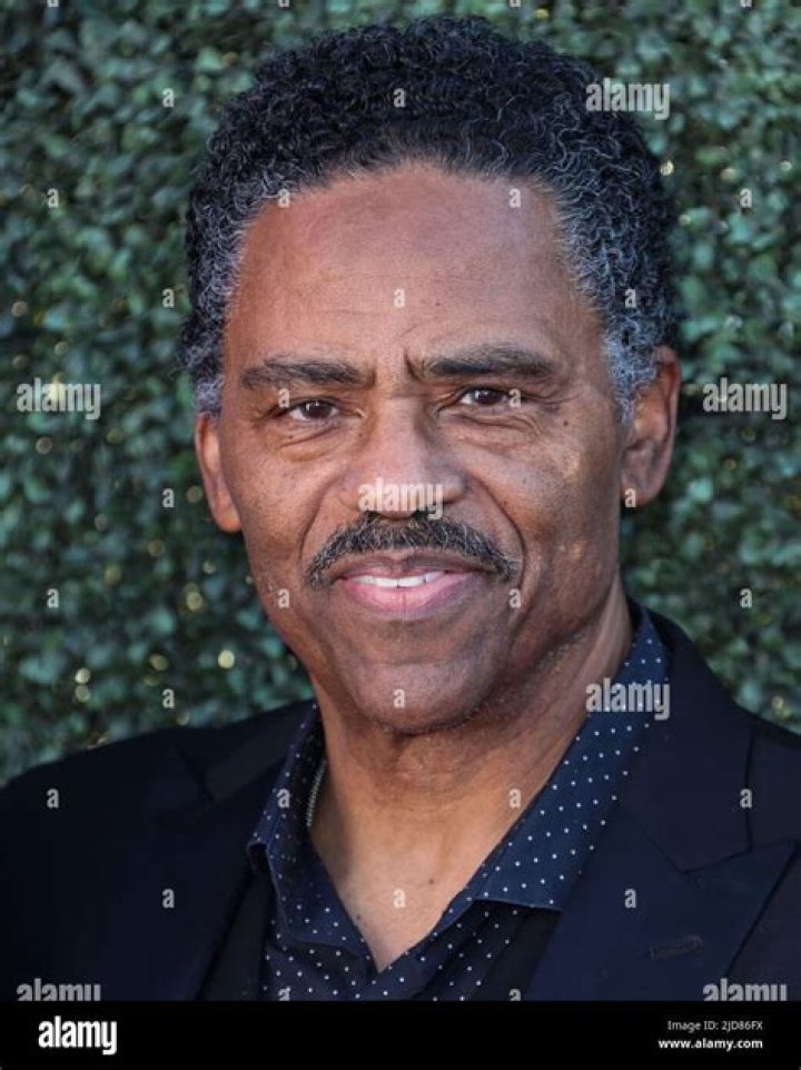 Unveiling The Charismatic Journey Of Actor Richard Lawson