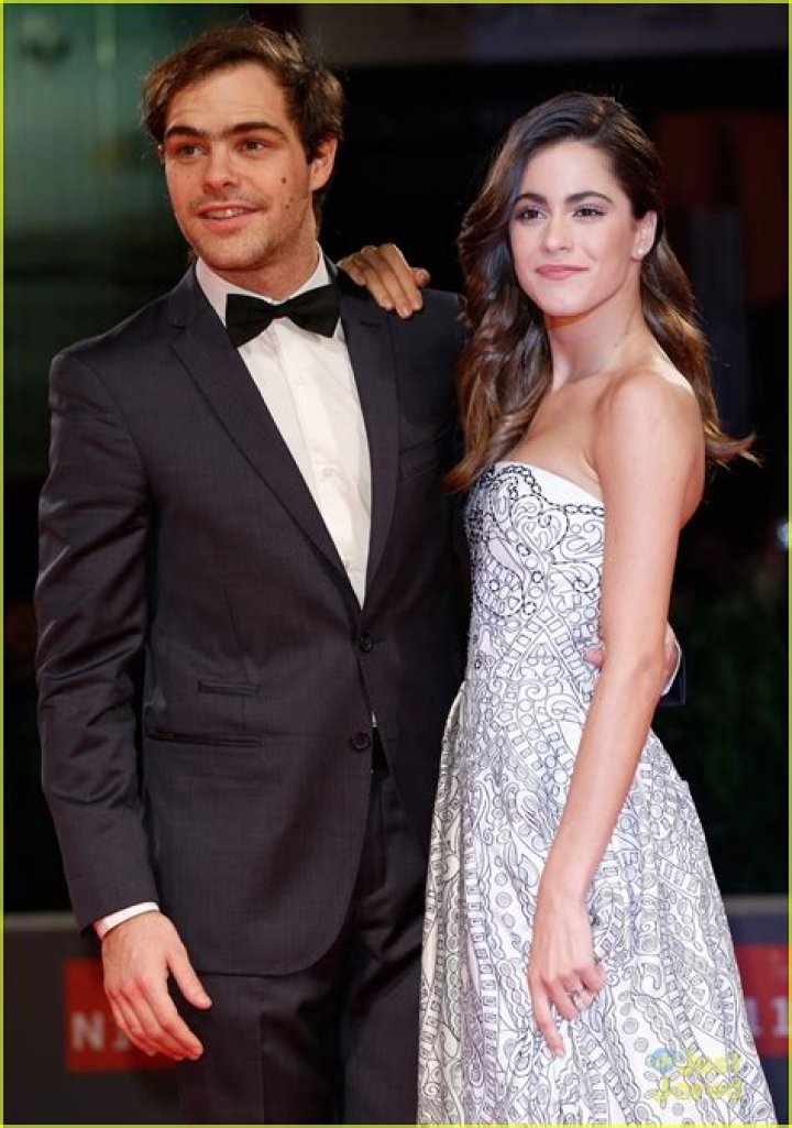 Unveiling The Enduring Bond Behind "Martina Stoessel Boyfriend"