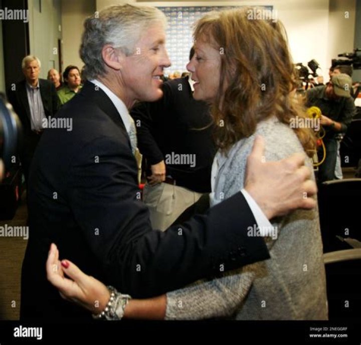 Unveiling The Extraordinary: Glena Goranson's Global Impact